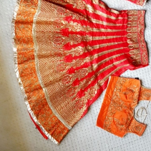 Bridal lehenga - Picture 3 of 4